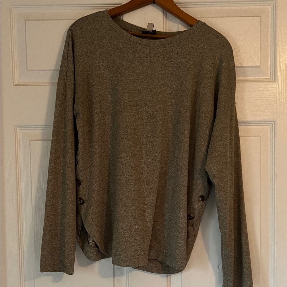Como Vintage Gray/Green Long Sleeve Tunic